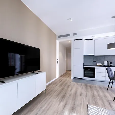 Towarowa Towers דירה